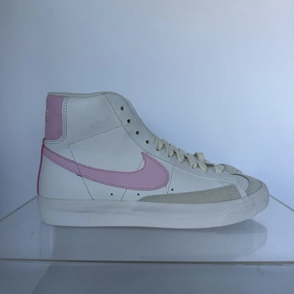 Brand New Nike Blazer Mid '77 GS White Pink DA4086-106 Size 6Y / 7.5 Women's